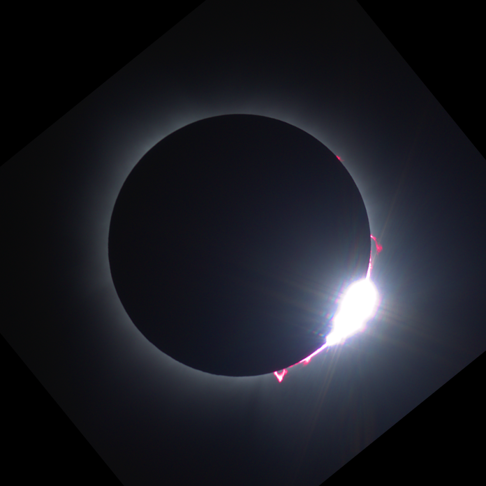 The diamond ring ar the Sun reappears just after third contact.